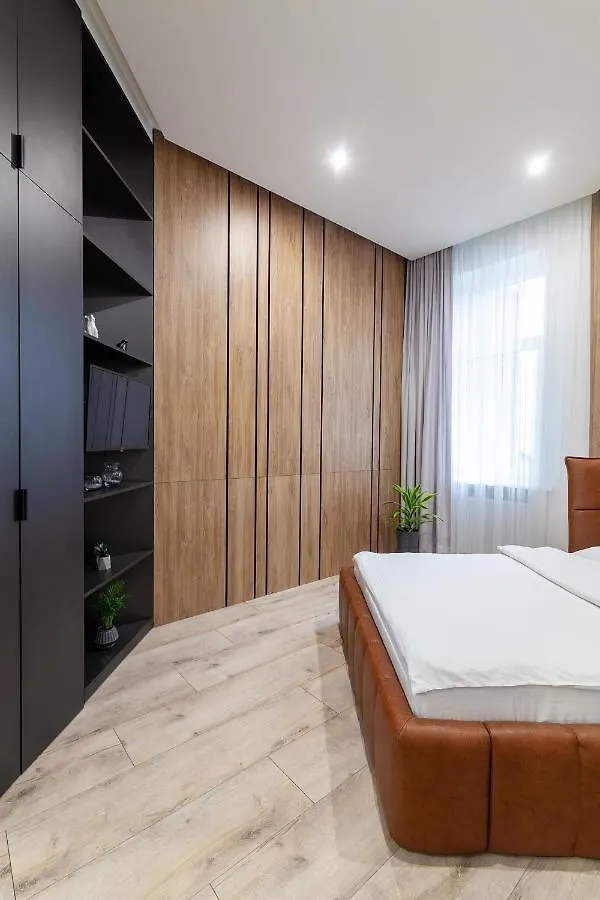 Royal Vip Apartment On Leontovicha 5 Lviv Ukraine
