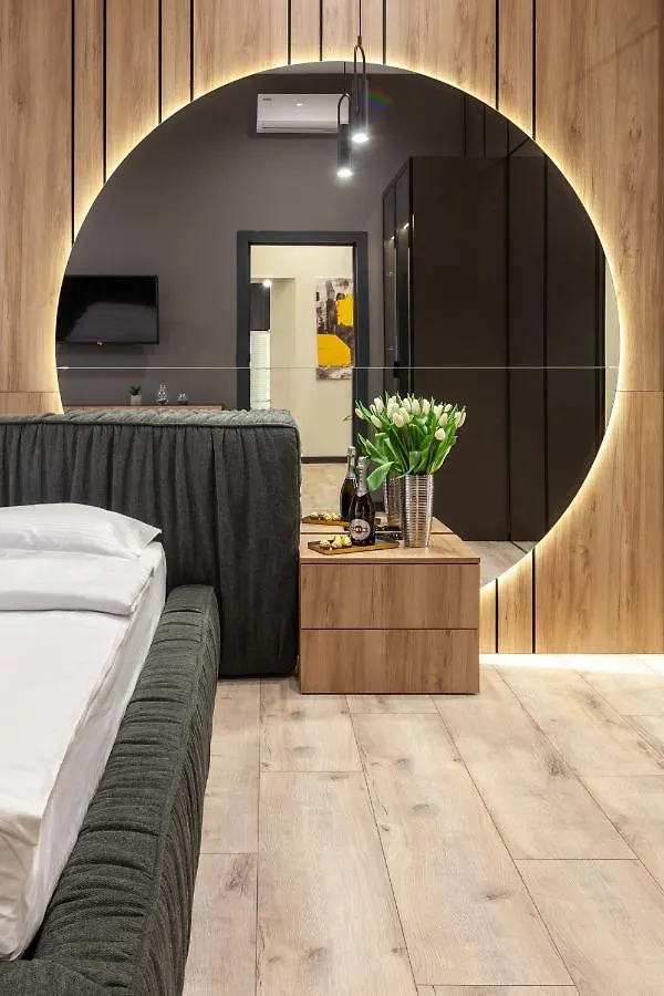 Royal Vip Apartment On Leontovicha 5 Lviv 0*,  Ukraine